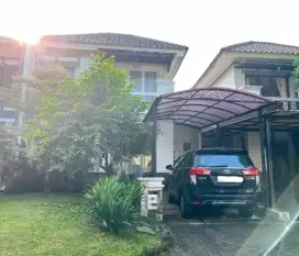 Dijual rumah asri semi furnish di legenda wisata cibubur