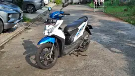 Honda Beat FI ESP 2015 Putih Biru