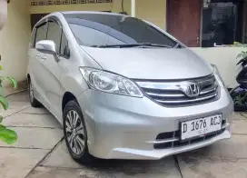 Honfa Freed 1.5 S 2014