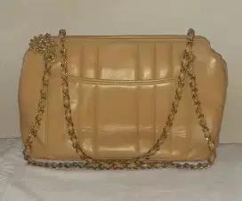 PRELOVED AUTHENTIC CHANEL CREAM