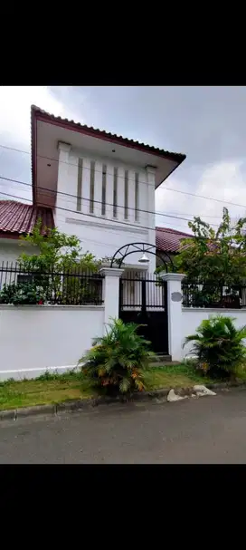 Dijual Rumah Hook Mewah & Strategis di Citra 2 – Jakarta Barat