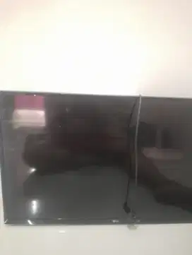 LG TV Lcd - digital TV - 32 Inch