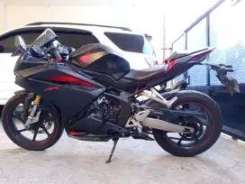 FS CBR 250RR ABS.