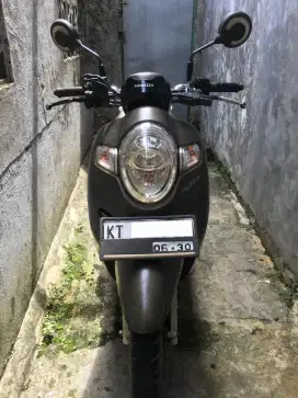 Dijual honda scoopy 2020