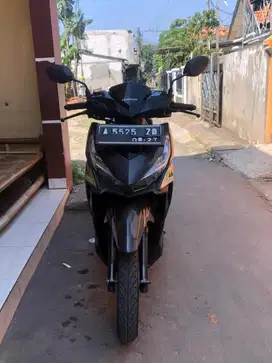 Vario 125 led 2017 iss