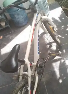 Sepeda bmx united