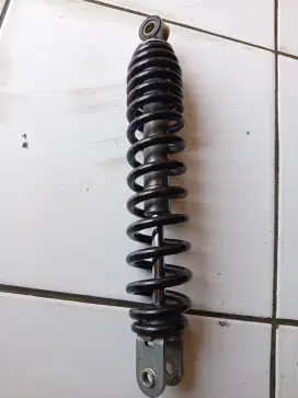 Shock belakang yamaha mio soul original