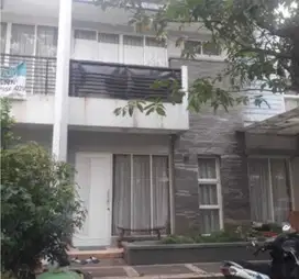 RUMAH MODERN 2 LANTAI PERUM RESIDENCE ONE JALUPANG TANGSEL