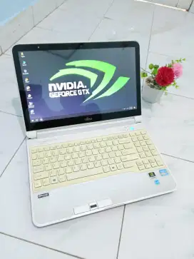 Laptop Gaming Render CORE i5 Fujitsu Dobel Vga