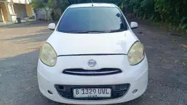 Nissan March 2011 - Automatic