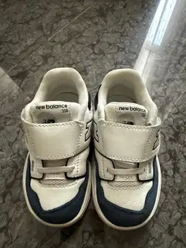 Sepatu like new bayi