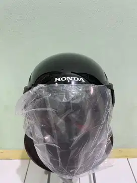 Helm Honda original bawaan motor