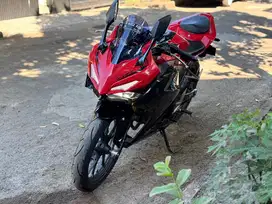 HONDA CBR 150R 2021