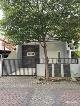 Disewakan Rumah 2lt Minimalis Taman Puspa Raya Citraland Surabaya