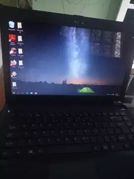 Laptop merek axioo