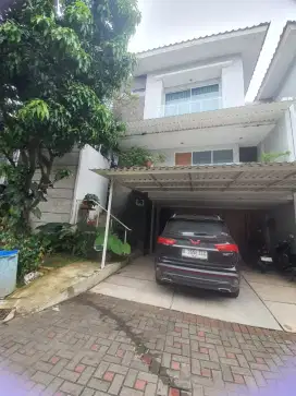 Di jual segera perumahan di green garden cilobak cinere