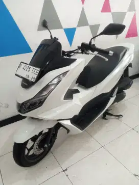 PCX 160 2024 Putih