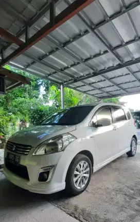 Jual cepat mobil ertiga mulus dan siap pakai