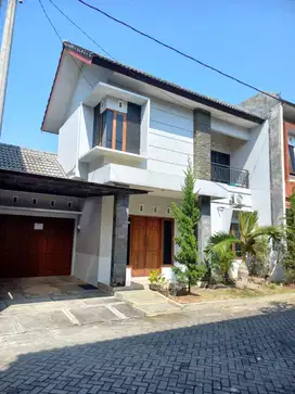 Rumah furnish jalan damai dekat ugm dan al azhar