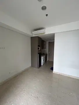 Disewakan murah Apartement Gold Coast PIK tipe Studio Semi furnish