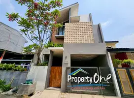 Dijual Rumah Berkonsep Minimalis Industrial Di Villa Pamulang (YN)