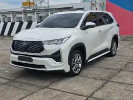 Zenix Q HV Modelista 2023 KM 9ribu