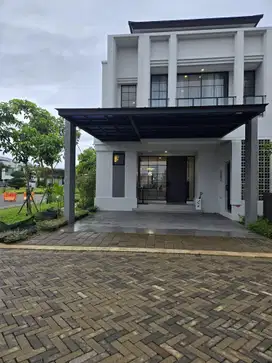 Rumah Mewah 2 menit Ke TOL BSD dan Stasiun NEW JATAKE