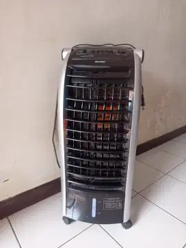 Dijual
SHARP Air Cooler PJ-A26MY-B (Hitam)