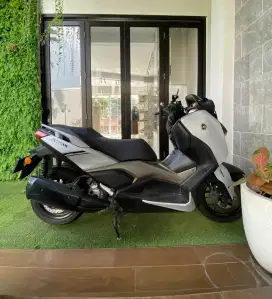 Yamaha Xmax connected tahun 2024