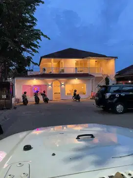 Sewa untuk kantor 2 lantai mainroad margacinta