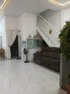 Jual rumah full renov Cluster Verina Graha Raya Bintaro