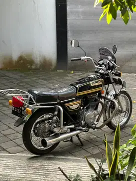 KAWASAKI BINTER MERZY KZ 200 1980