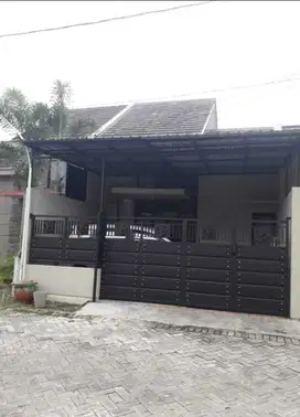 Dijual Cepat   Rumah Murah Siap Huni  Di Menganti Residant