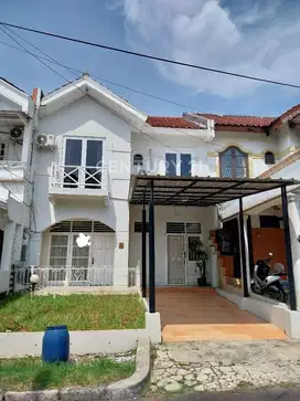Rumah Sudah Rapih Di Meadow Greend Lippo