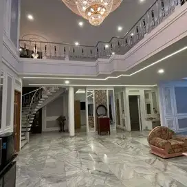 Rumah Mewah Gatot Subroto Tengah Denpasar