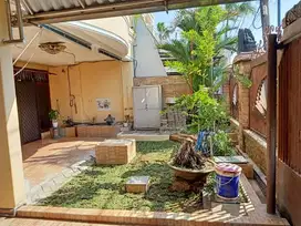 Dijual rumah siap huni Nginden Intan