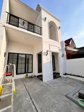 Rumah Modern Minimalis Di Griya Loka Bsd Sangat Cantik Dan Rapih