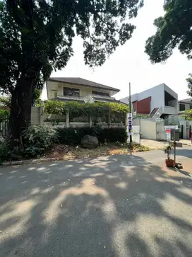Rumah Bagus 2,5 Lt SHM Semi Furnished Pondok Indah Jak Sel CL 226