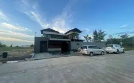 Rumah Mewah Pinggir Pantai Neo Coastarina Florence Dijual
