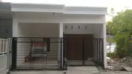 Disewakan rumah renovasi BARU, dekat Surabaya