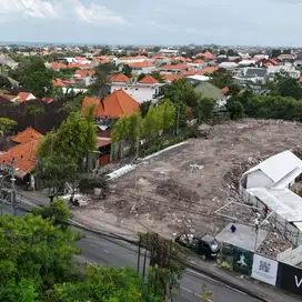 LAHAN JALAN UTAMA PANTAI BATU BOLONG, CANGGU - BALI