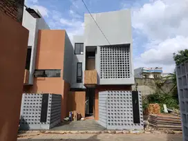 Rumah Baru Industrial Modern Dalam Cluster Pondok Kelapa Duren Sawit