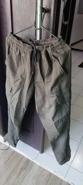 Celana pria merk Ada ukuran L