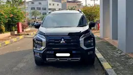 Km35rb mitsubishi xpander cross premium 2023 pakai 2024 hitam