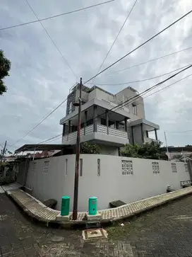 Dijual Rumah Mewah Hook Villa Melati Mas