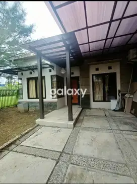 SEWA RUMAH HOOK FULL FURNISHED KUTISARI