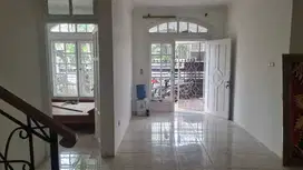 DIJUAL RUMAH BANJAR WIJAYA CLUSTER ITALY TANGERANG