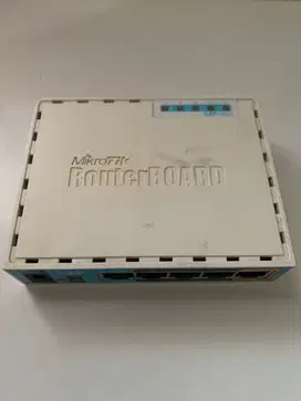 MikroTik RB951Ui hAp Lite