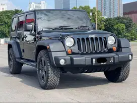 JEEP WRANGLER 3.8L BENSIN AT 2011 LOW KM PALING MURAH