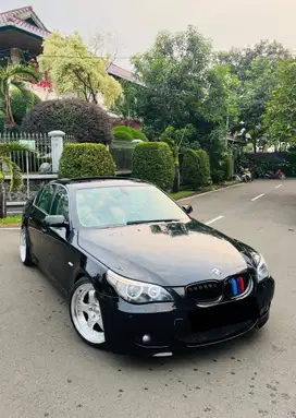BMW 520i E60 Sunroof CBU Rare Hitam